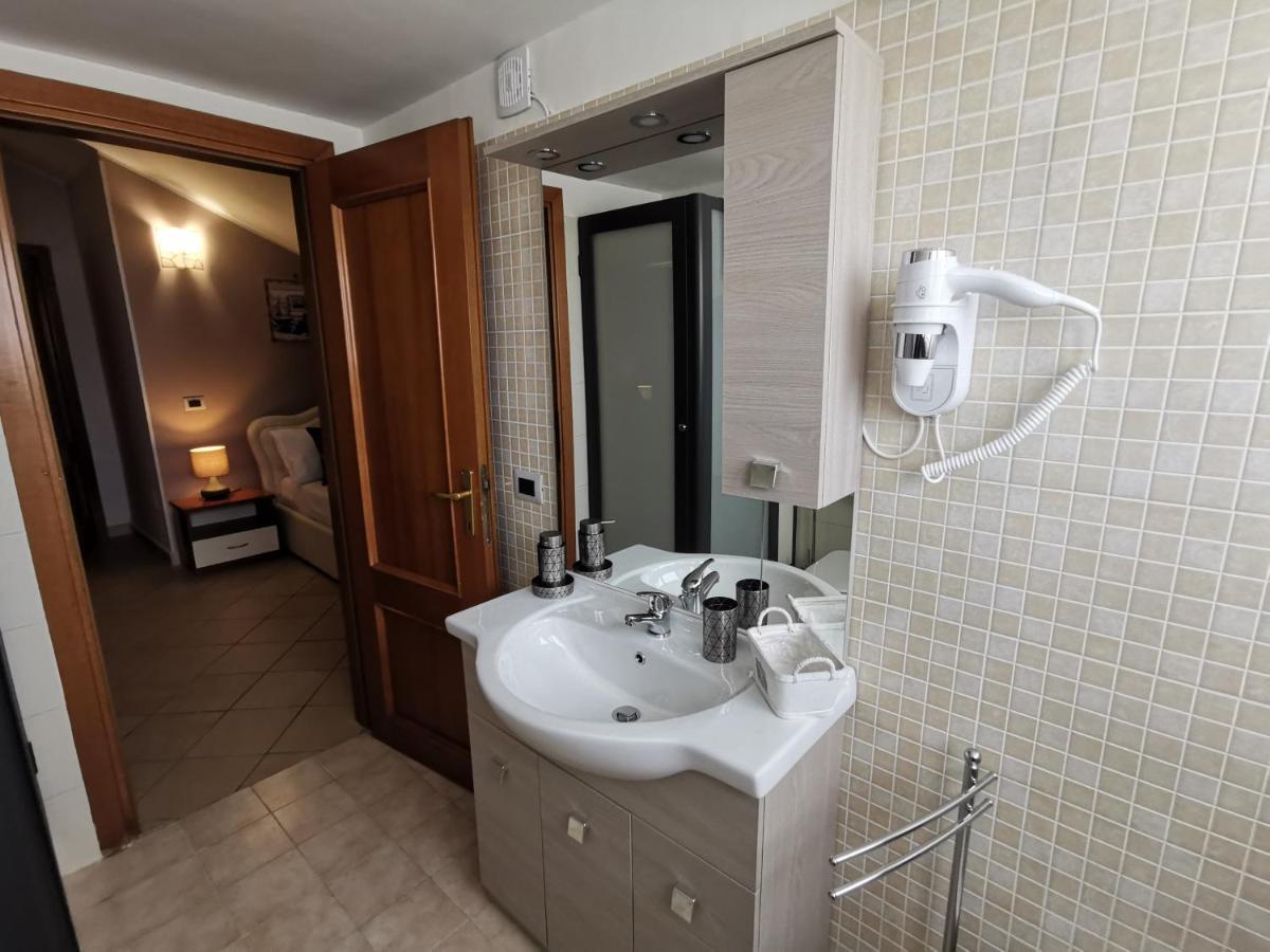 B&B Louise Санта-Мария-Капуа-Ветере Экстерьер фото