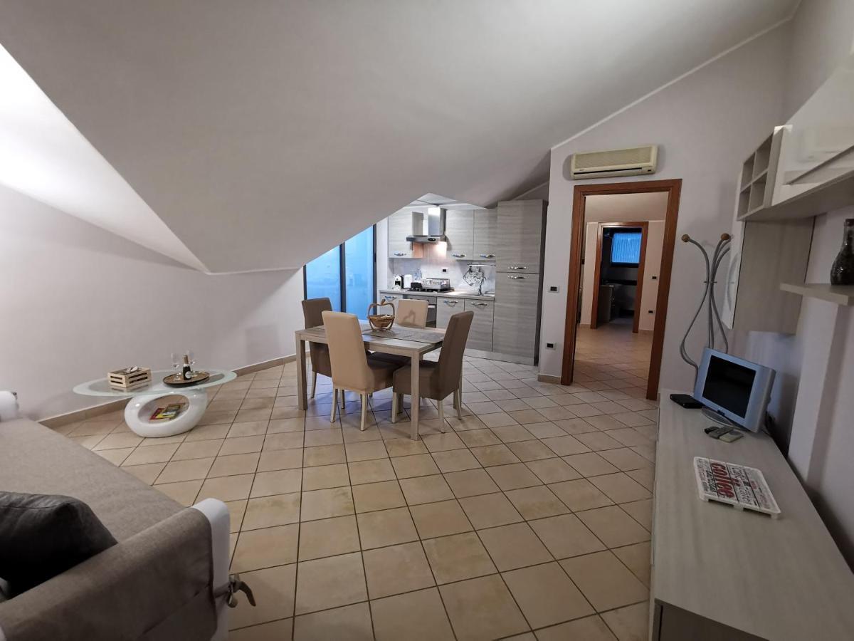 B&B Louise Санта-Мария-Капуа-Ветере Экстерьер фото