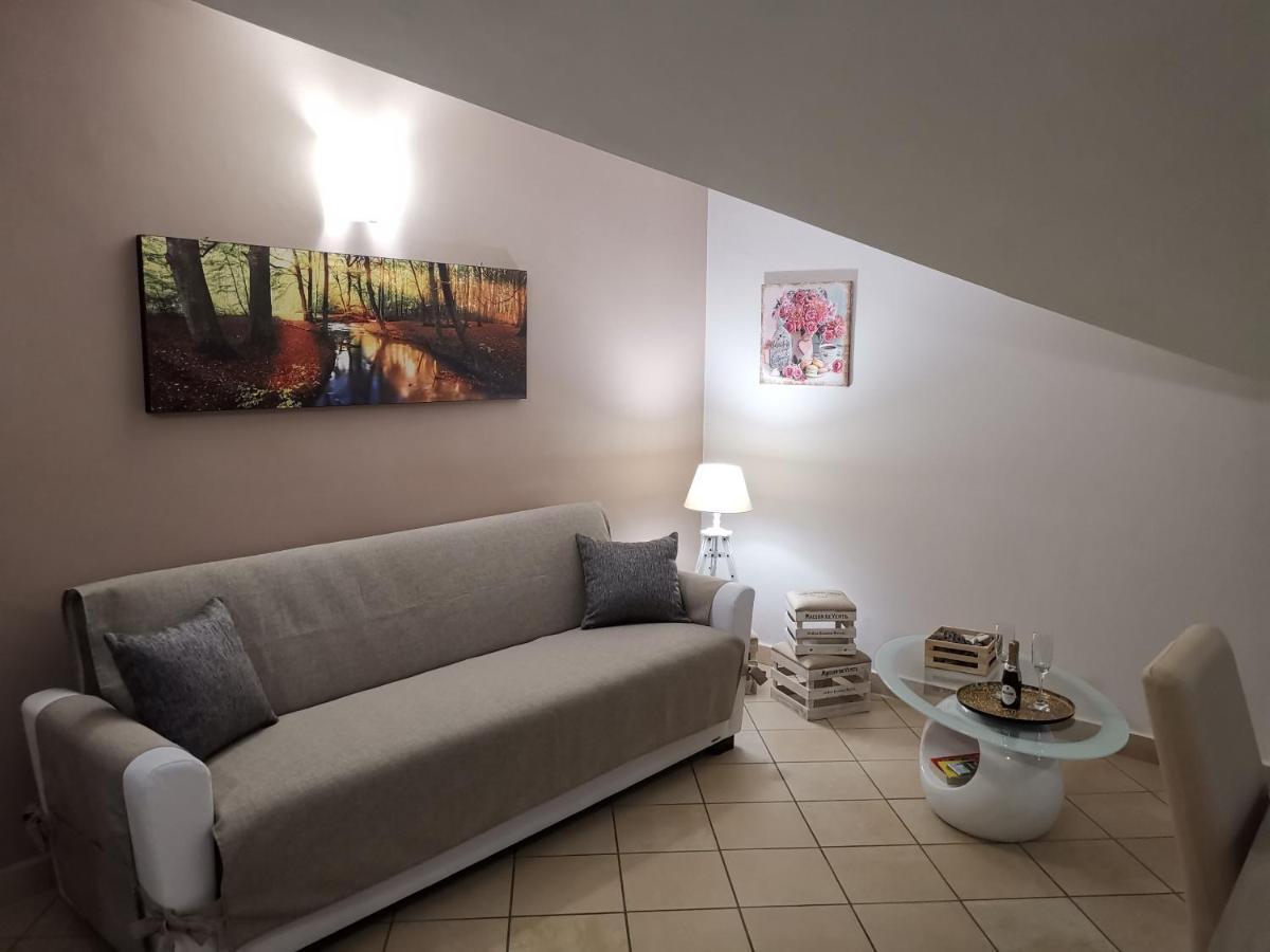 B&B Louise Санта-Мария-Капуа-Ветере Экстерьер фото