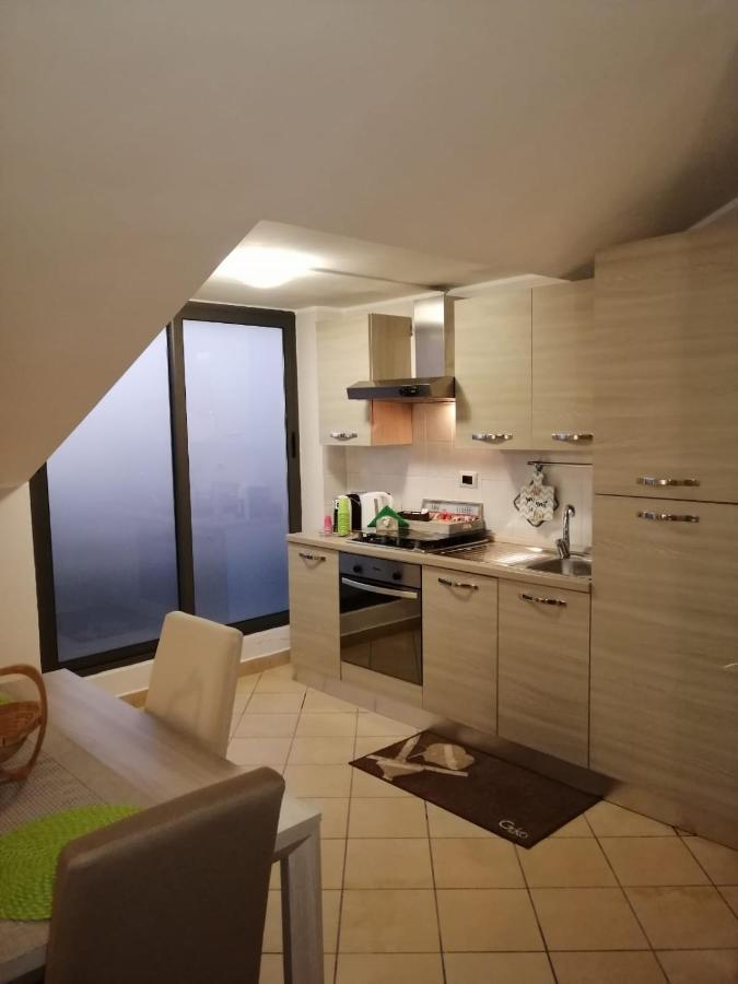 B&B Louise Санта-Мария-Капуа-Ветере Экстерьер фото