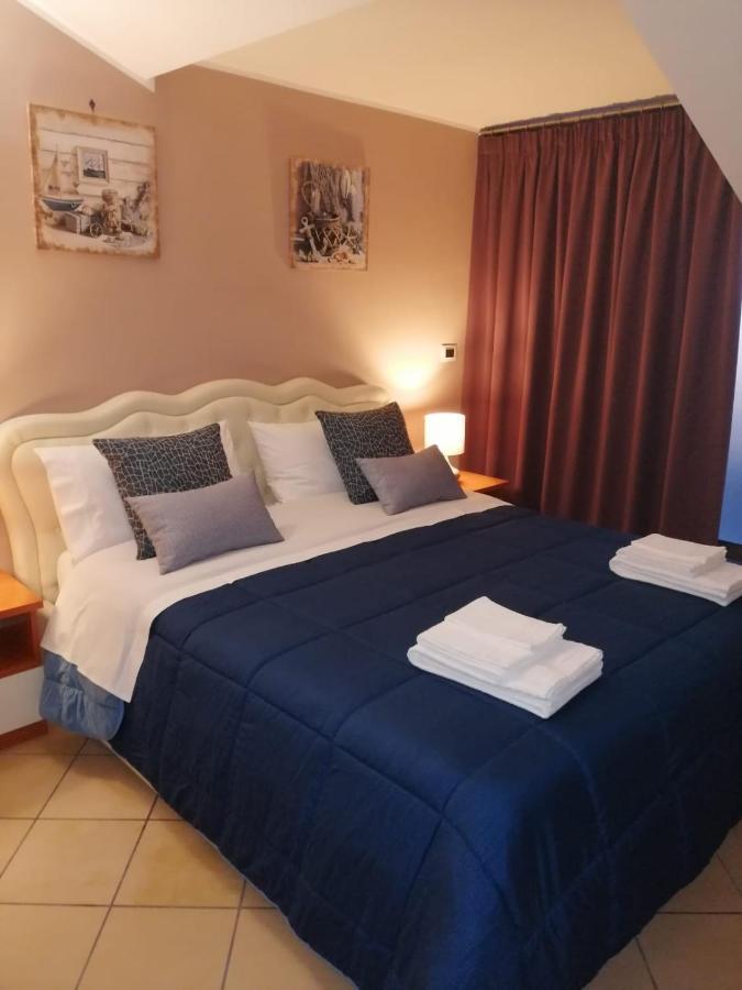 B&B Louise Санта-Мария-Капуа-Ветере Экстерьер фото